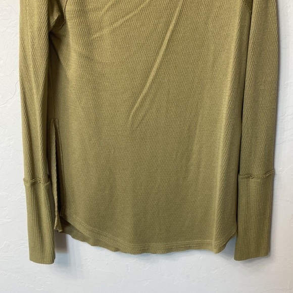 Free People We The Free long sleeved top size XS - Picture 3 of 14
